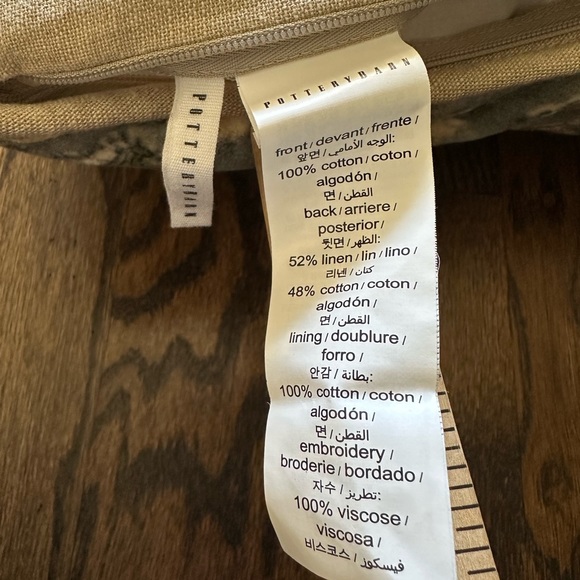 Pottery Barn Emeryk embroidered velvet cotton & linen lumbar pillow 16x26 zip - Picture 8 of 9